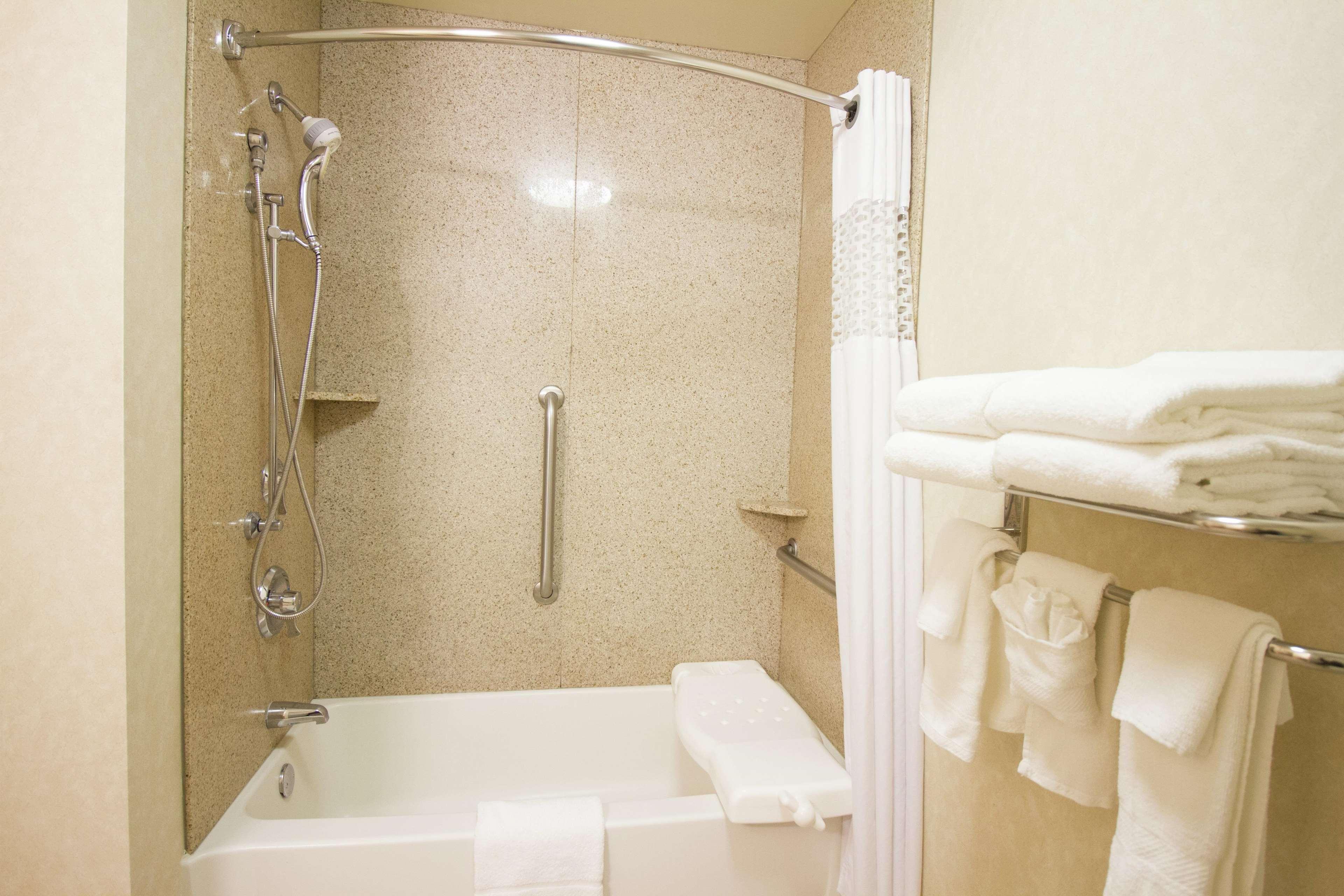Hampton Inn Норфолк Екстериор снимка
