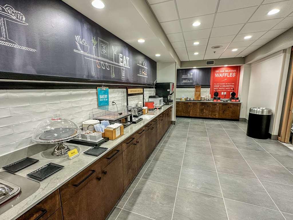 Hampton Inn Норфолк Екстериор снимка