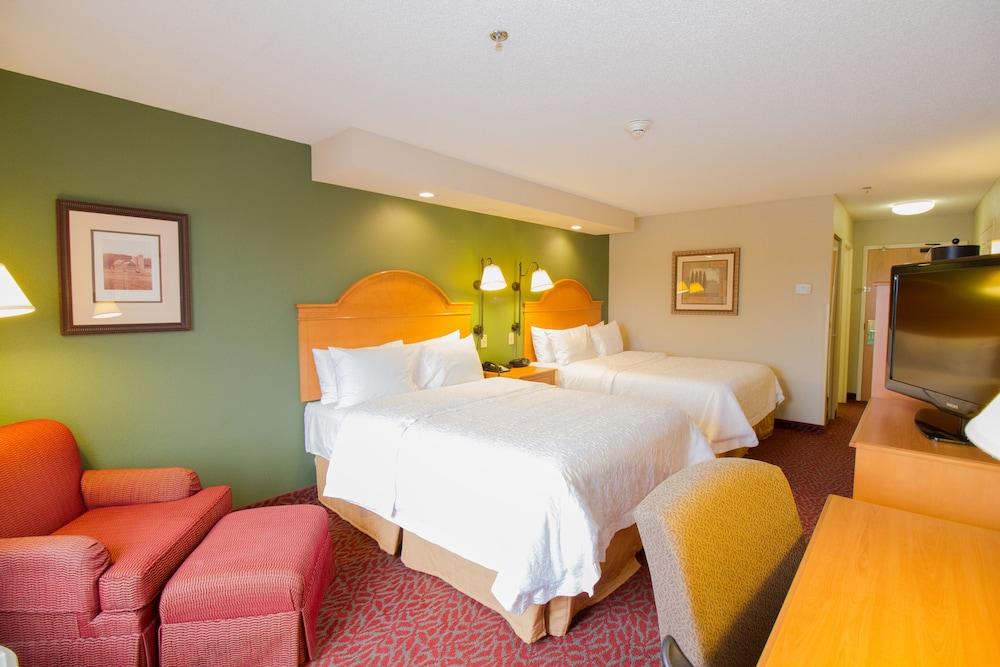 Hampton Inn Норфолк Екстериор снимка
